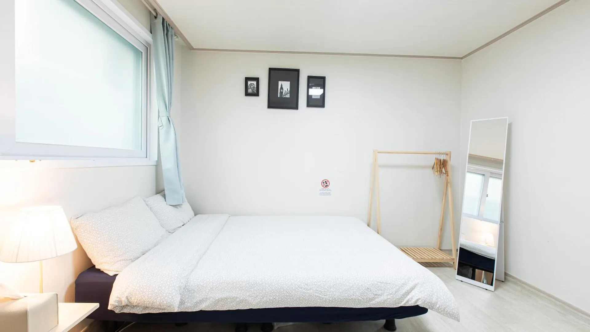 Laon House Yeonnam Apartment Seoul