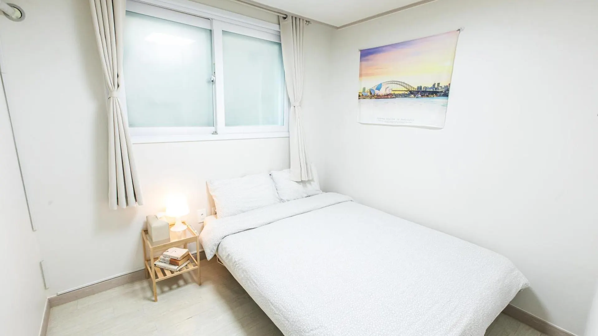 Laon House Yeonnam Apartment Seoul South Korea